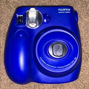 Fujifilm Instax mini 7s 60mm focus range